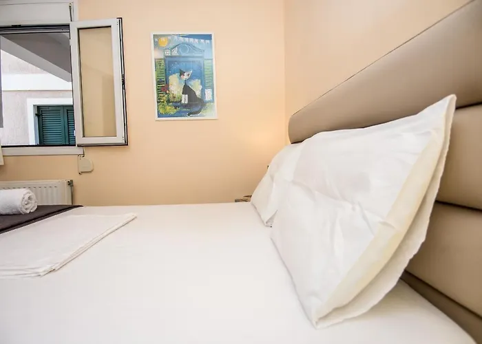 Elena's 2 Apartman *